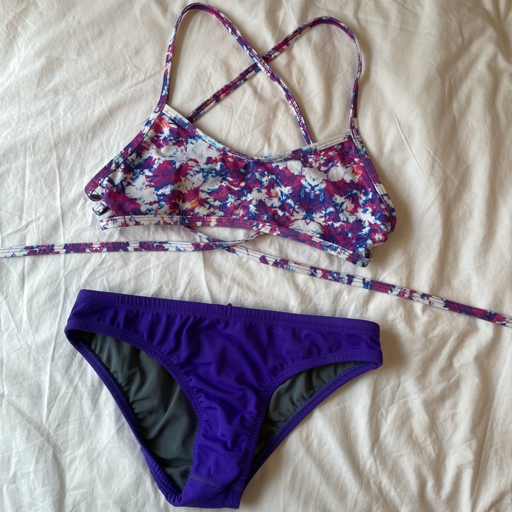 Jolyn bikini